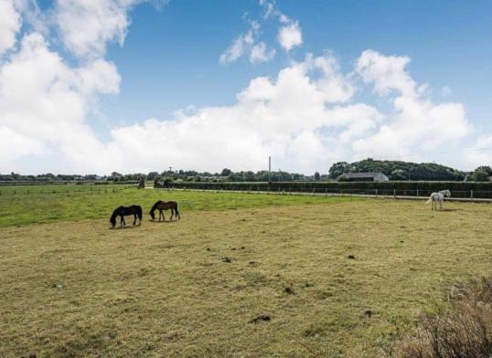 The Cottages At Ivy Farm By Charles Alexander Short Stay Lytham St Annes Extérieur photo